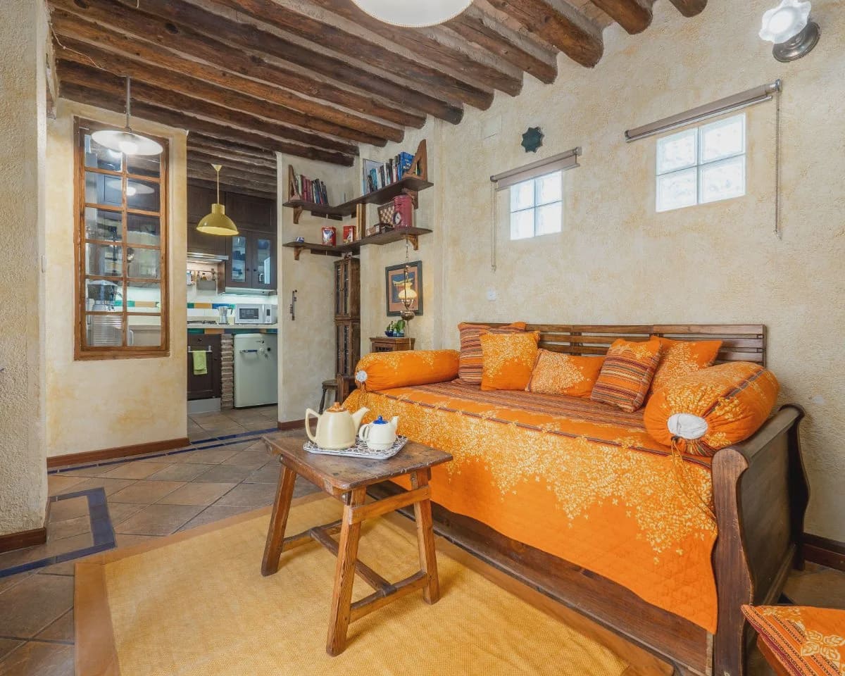 Casa de 3 habitaciones en Granada ciudad en venta - 670.000 € (Ref: 9534737)