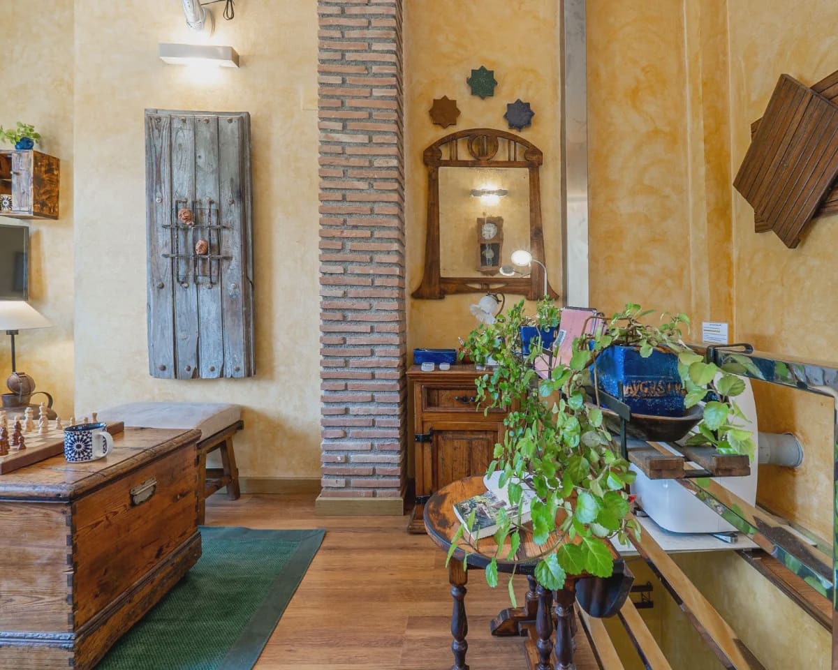 Casa de 3 habitaciones en Granada ciudad en venta - 670.000 € (Ref: 9534737)
