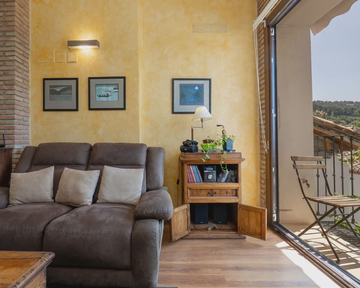 Casa de 3 habitaciones en Granada ciudad en venta - 670.000 € (Ref: 9534737)