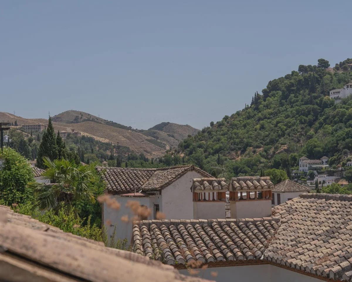 Casa de 3 habitaciones en Granada ciudad en venta - 670.000 € (Ref: 9534737)