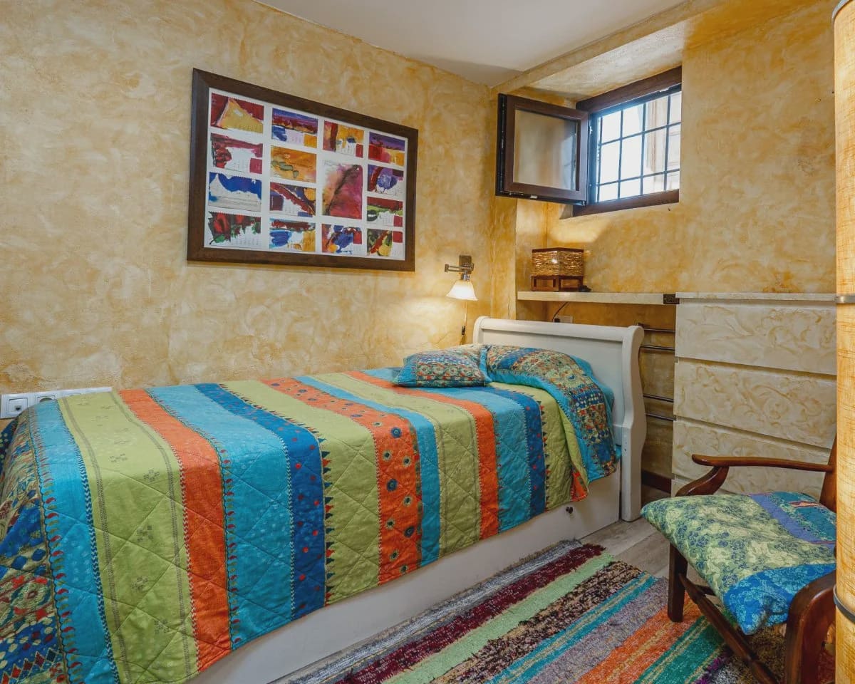 Casa de 3 habitaciones en Granada ciudad en venta - 670.000 € (Ref: 9534737)