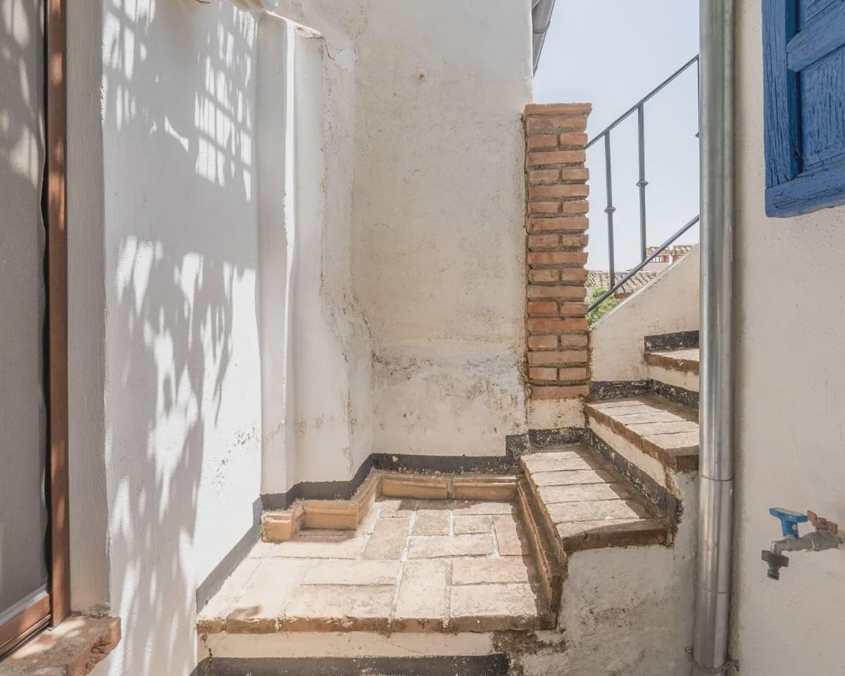 Casa de 3 habitaciones en Granada ciudad en venta - 670.000 € (Ref: 9534737)