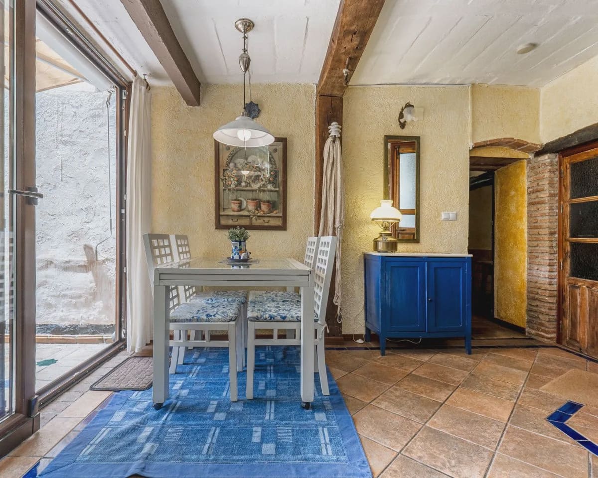 Casa de 3 habitaciones en Granada ciudad en venta - 670.000 € (Ref: 9534737)