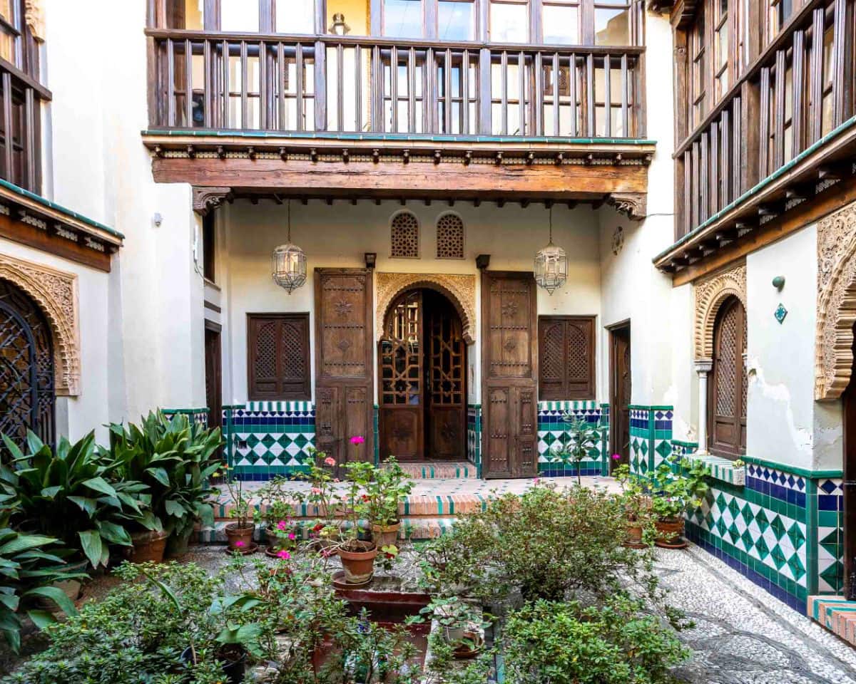 6 soveværelse Byhus til salg i Granada by - € 2.500.000 (Ref: 9546950)