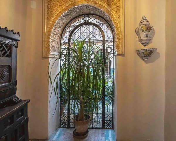 6 sovrum Hus till salu i Albaicin, Granada stad - 2 100 000 € (Ref: 9546950)