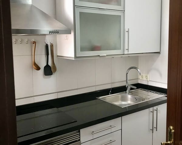 3 soveværelse Lejlighed til salg i Granada by - € 229.500 (Ref: 9559167)