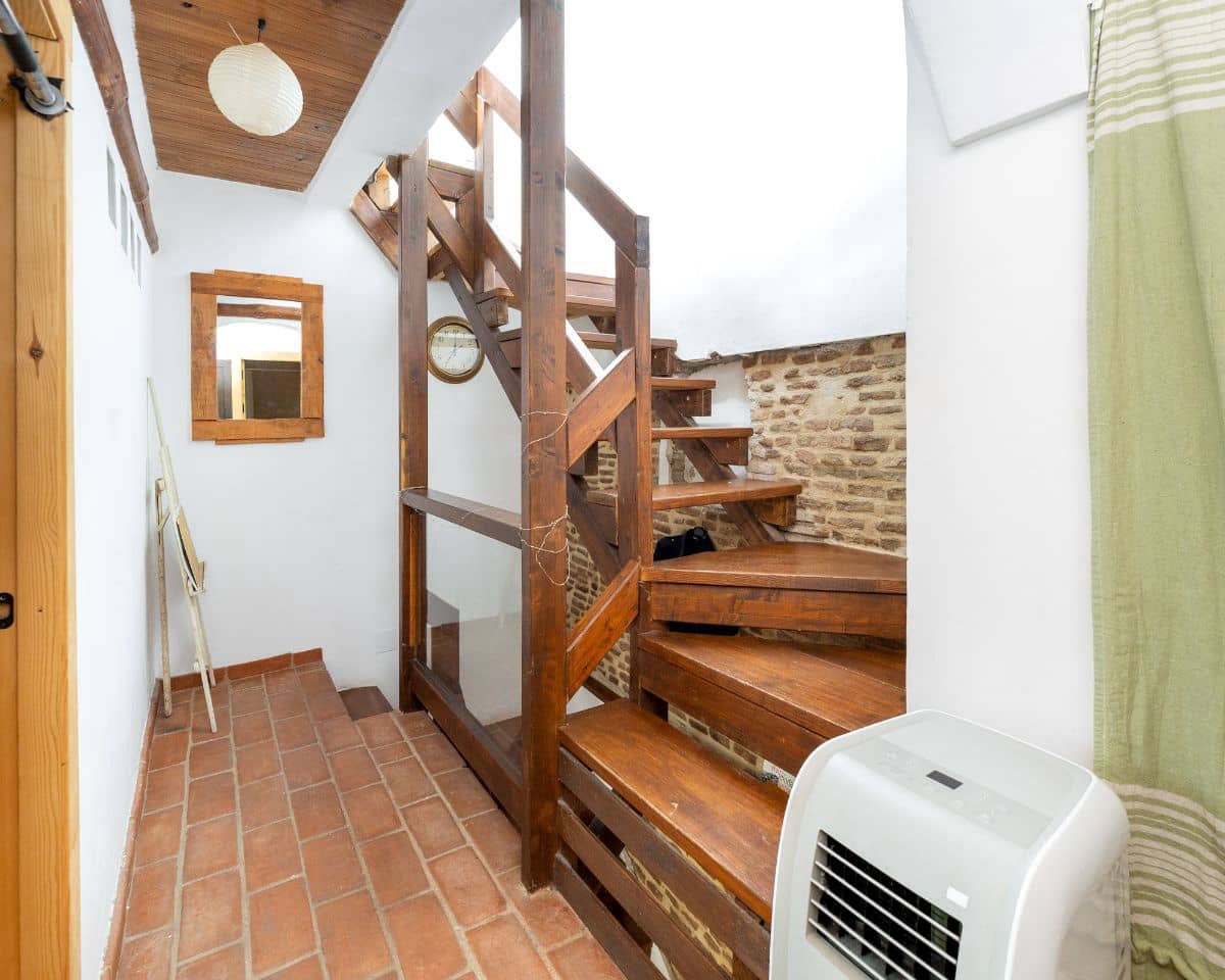 Casa de 5 habitaciones en Granada ciudad en venta - 529.000 € (Ref: 9606572)