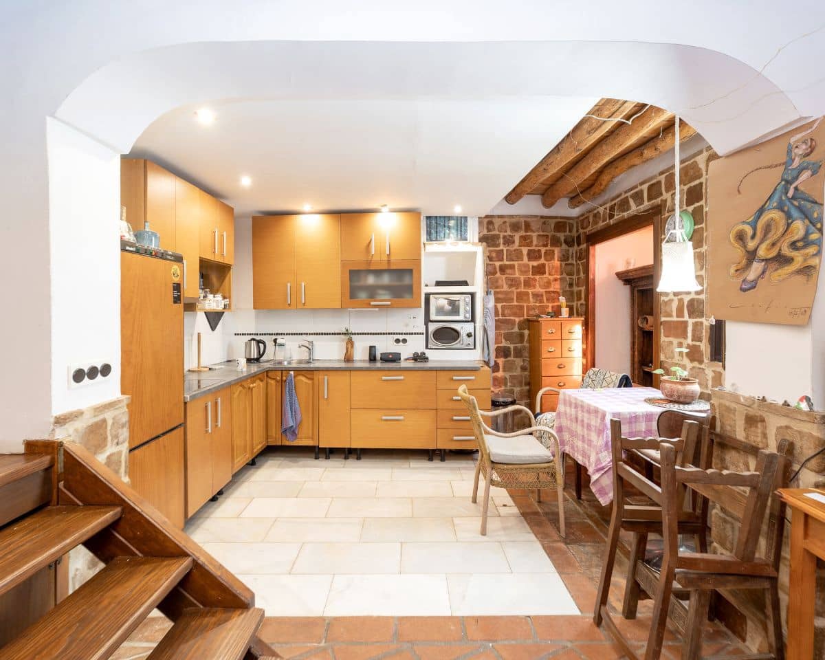 Casa de 5 habitaciones en Granada ciudad en venta - 529.000 € (Ref: 9606572)