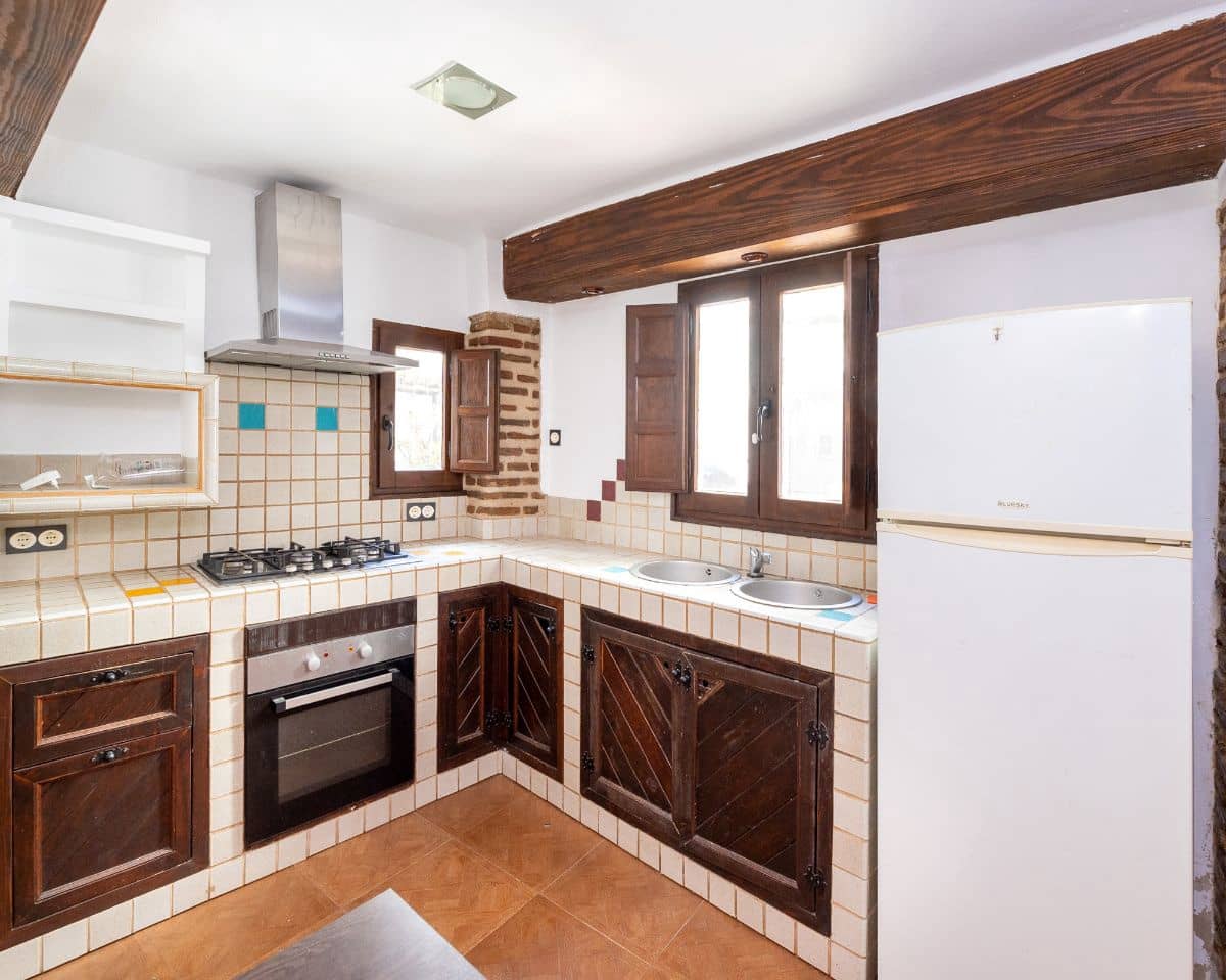 Casa de 5 habitaciones en Granada ciudad en venta - 529.000 € (Ref: 9606572)