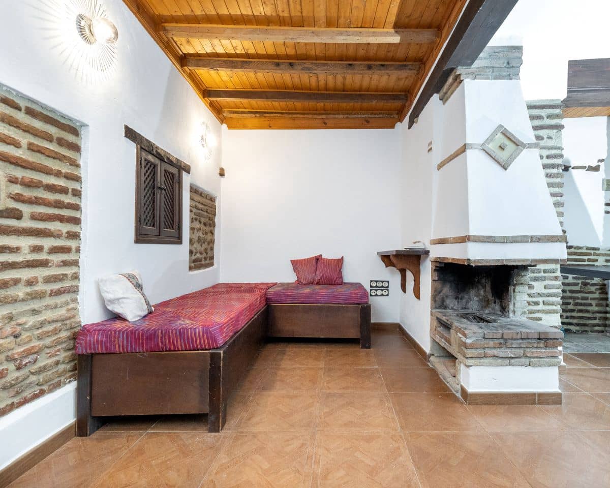 Casa de 5 habitaciones en Granada ciudad en venta - 529.000 € (Ref: 9606572)