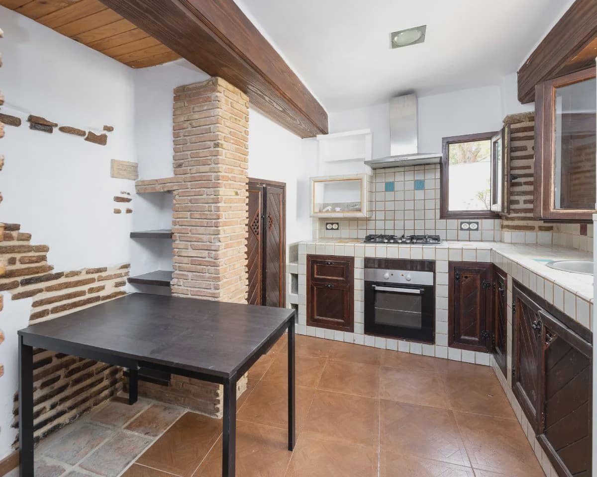 Casa de 5 habitaciones en Granada ciudad en venta - 515.000 € (Ref: 9606572)