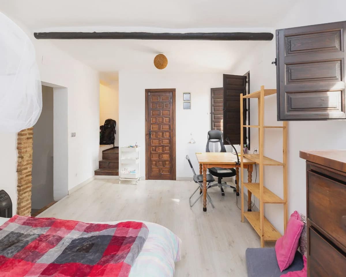 Casa de 5 habitaciones en Granada ciudad en venta - 515.000 € (Ref: 9606572)