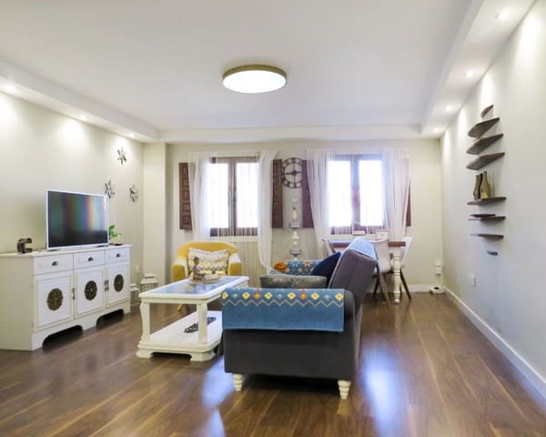 2 bedroom Apartment for sale in Granada city - € 265,000 (Ref: 9618597)