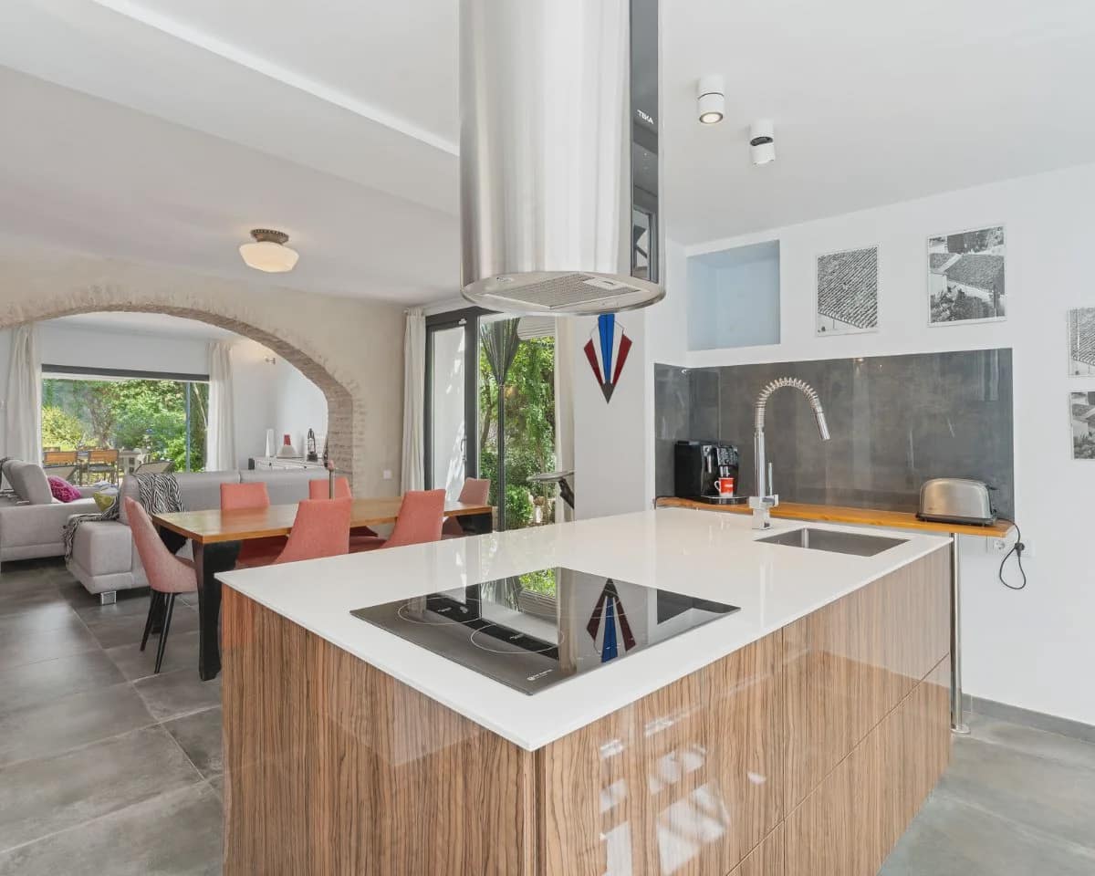 5 makuuhuone Omakotitalo myytävänä paikassa Granada kaupunki mukana uima-altaan - 949 900 € (Ref: 9654130)