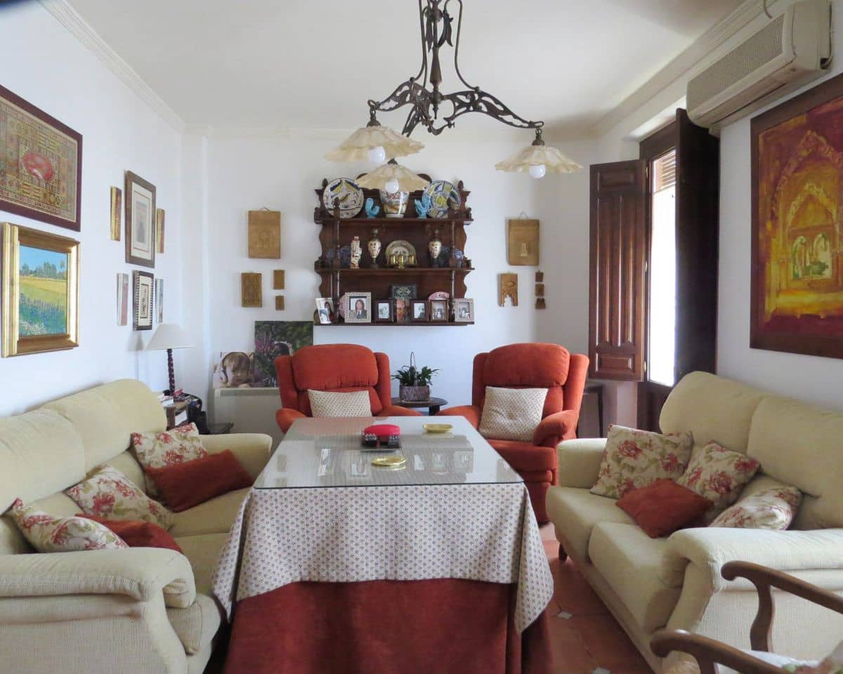 Townhouse for sale in Granada city - € 1,300,000 (Ref: 9694201)