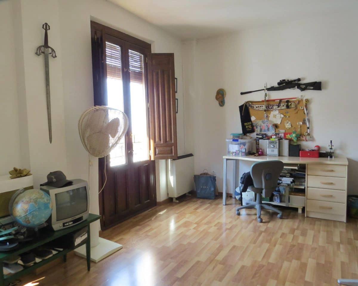 Townhouse for sale in Granada city - € 1,300,000 (Ref: 9694201)