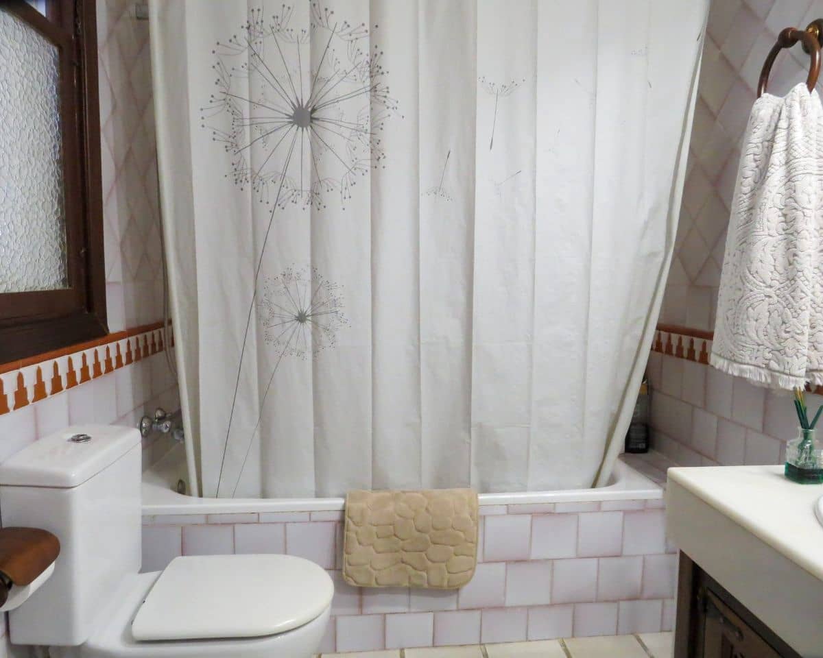 Townhouse for sale in Granada city - € 1,300,000 (Ref: 9694201)