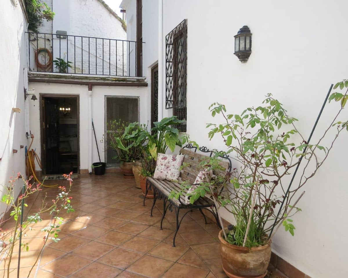 Townhouse for sale in Granada city - € 1,300,000 (Ref: 9694201)