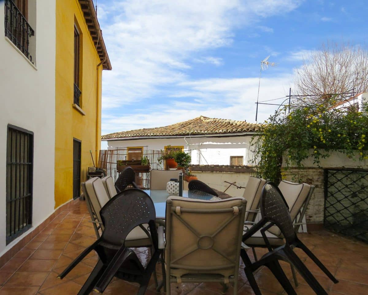 Townhouse for sale in Granada city - € 1,300,000 (Ref: 9694201)