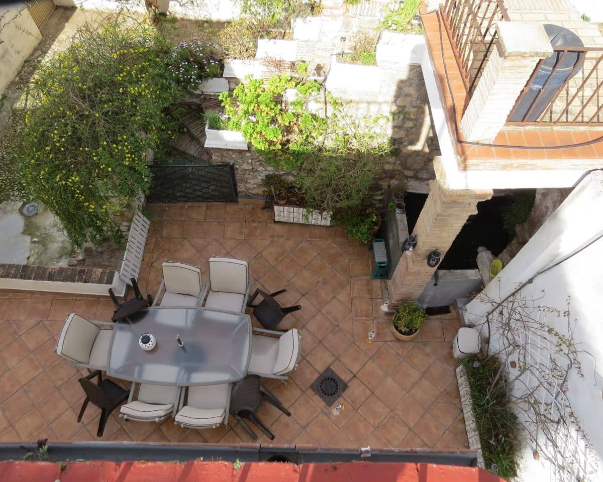 Townhouse for sale in Granada city - € 1,300,000 (Ref: 9694201)