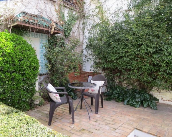 Byhus til salg i Granada by - € 1.300.000 (Ref: 9694201)