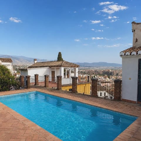 9 quarto Casa em Banda para venda em San Matías - Realejo, Granada cidade com piscina garagem - 1 300 000 € (Ref: 9694201)