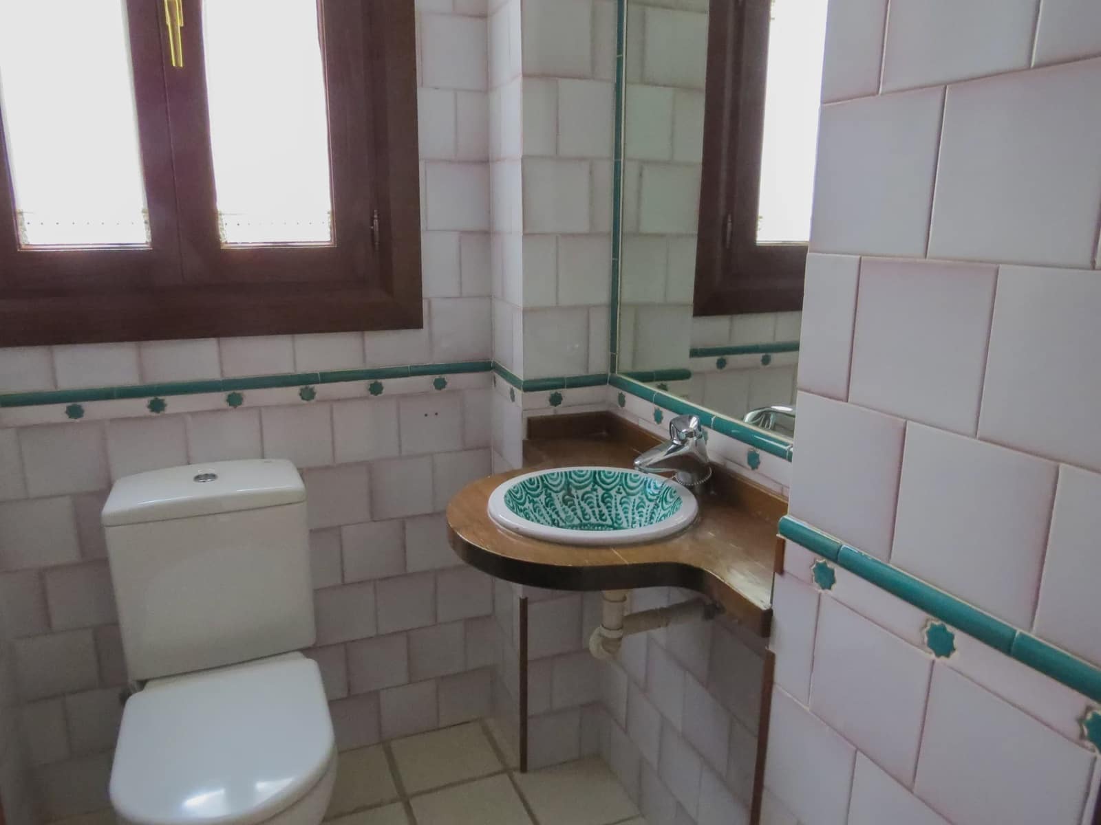 9 quarto Casa em Banda para venda em Granada cidade com piscina garagem - 1 300 000 € (Ref: 9694201)