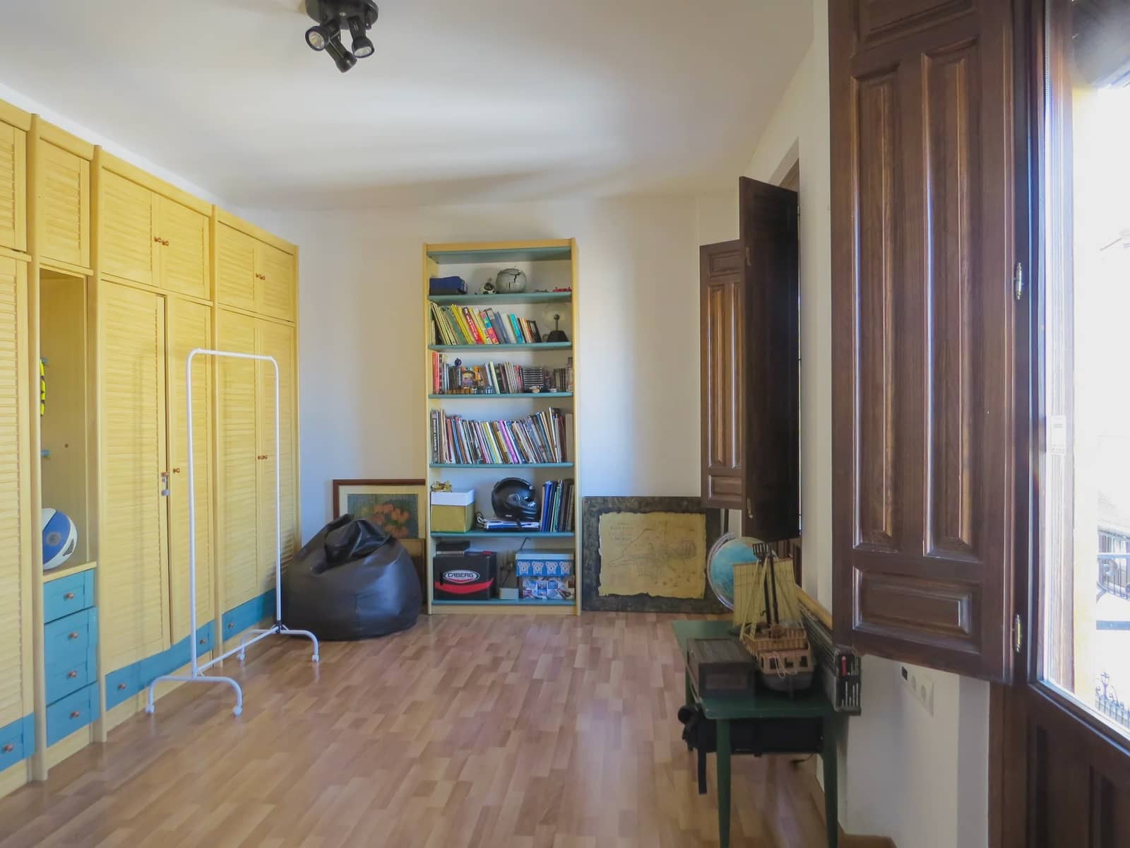 9 quarto Casa em Banda para venda em Granada cidade com piscina garagem - 1 300 000 € (Ref: 9694201)