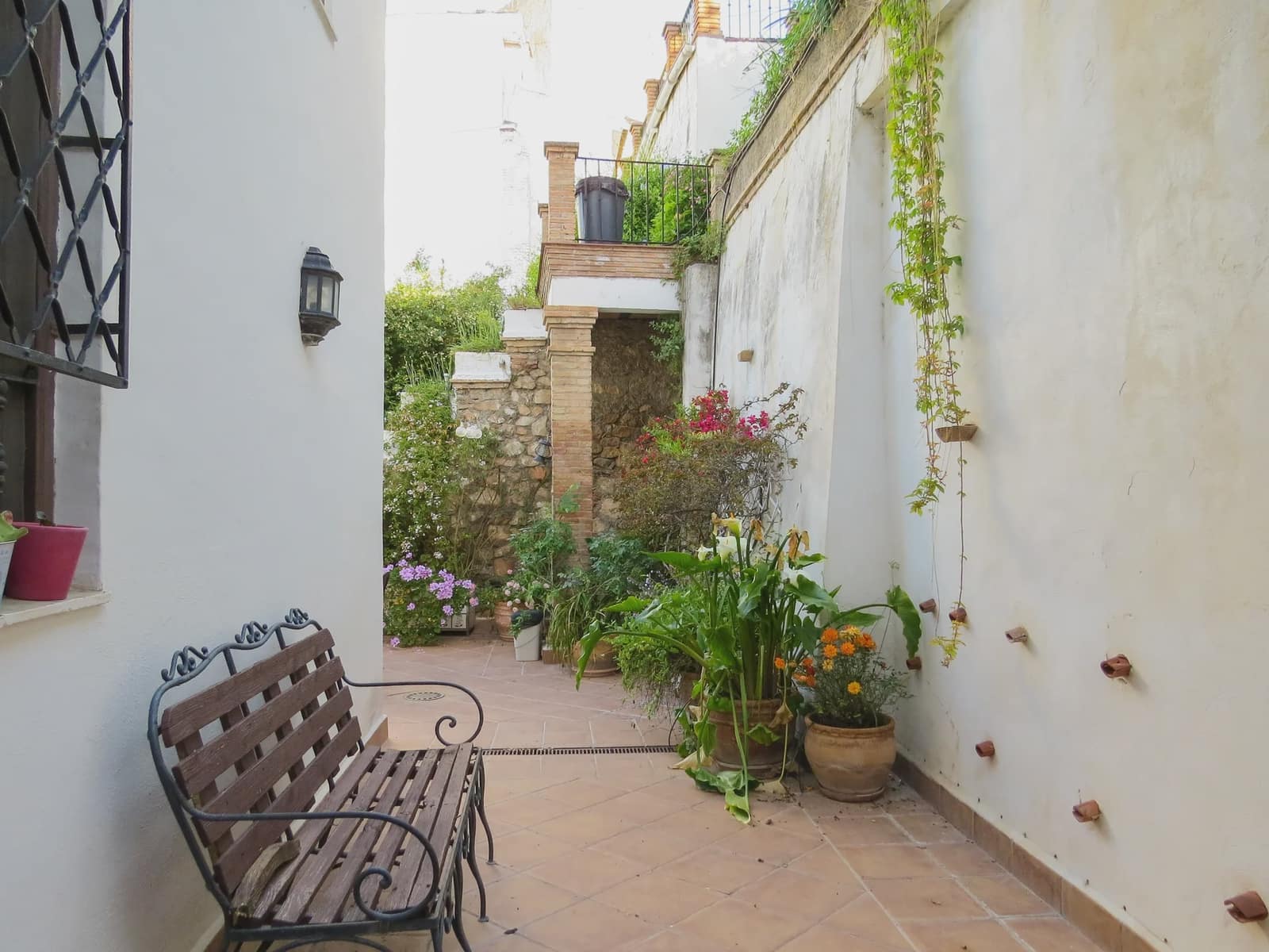 9 quarto Casa em Banda para venda em Granada cidade com piscina garagem - 1 300 000 € (Ref: 9694201)