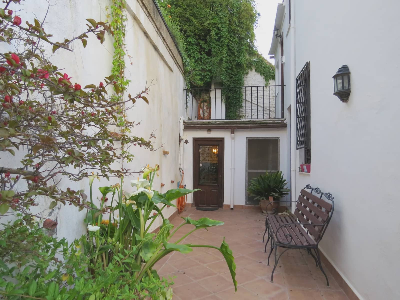 9 quarto Casa em Banda para venda em Granada cidade com piscina garagem - 1 300 000 € (Ref: 9694201)