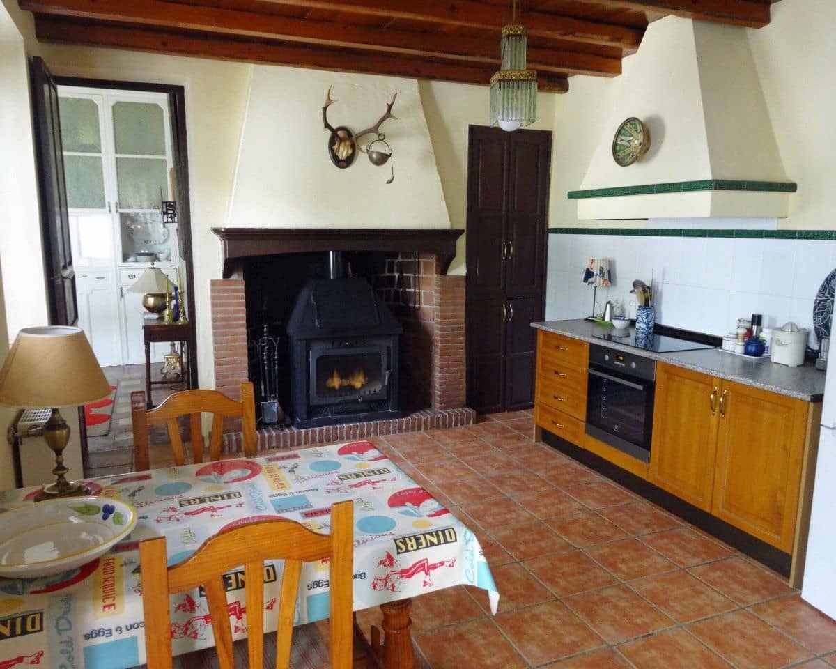 3 bedroom Townhouse for sale in Almaden de la Plata - € 233,000 (Ref: 9709055)