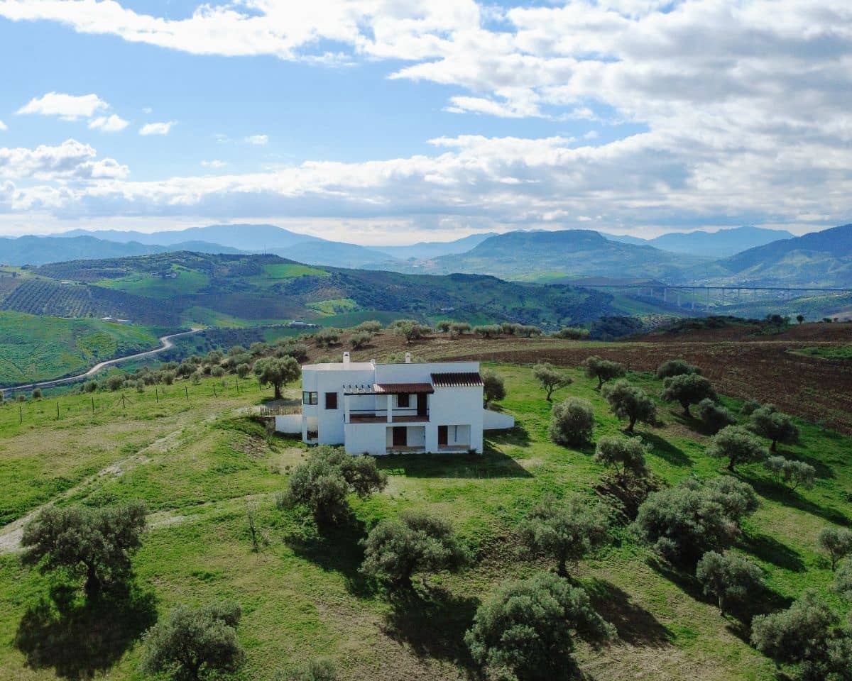 2 makuuhuone Maalaistalo myytävänä paikassa Valle de Abdalajis - 295 000 € (Ref: 9758134)