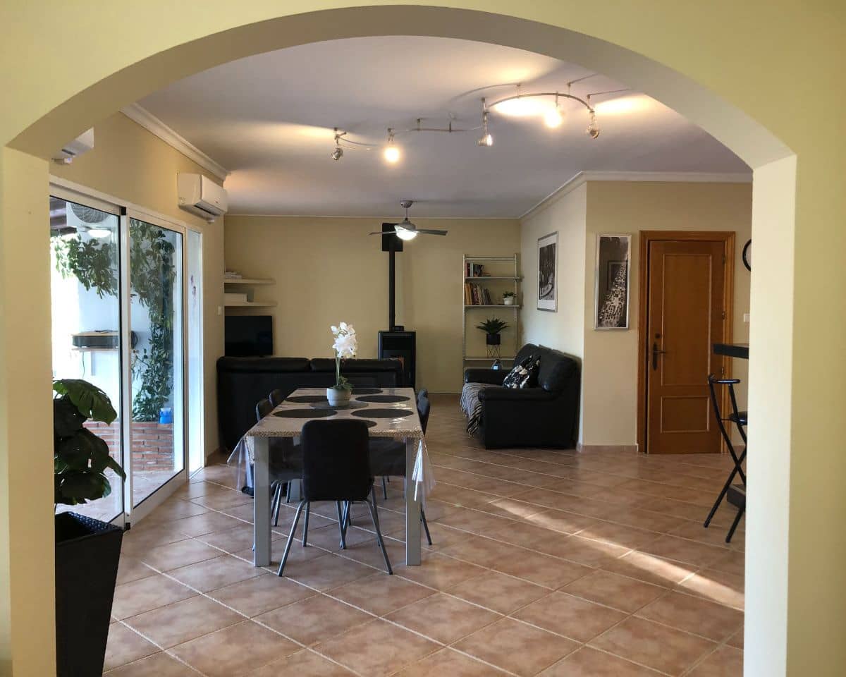 3 soveværelse Finca/Landehus til salg i Valle de Abdalajis med swimmingpool - € 350.000 (Ref: 9759633)