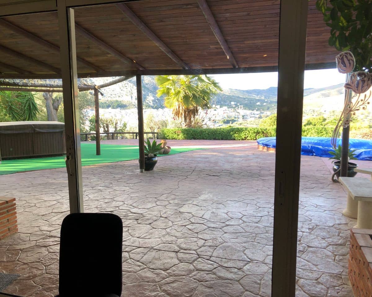 3 soveværelse Finca/Landehus til salg i Valle de Abdalajis med swimmingpool - € 350.000 (Ref: 9759633)