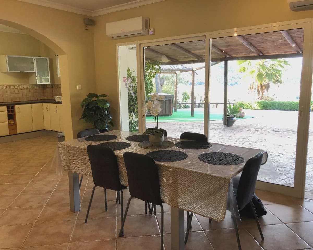 3 bedroom Finca/Country House for sale in Valle de Abdalajis with pool garage - € 350,000 (Ref: 9759633)