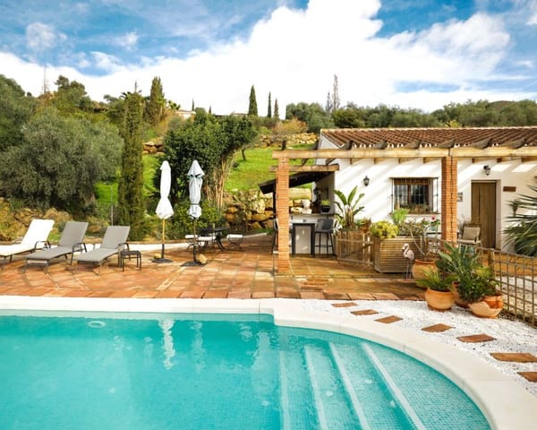 3 slaapkamer Finca/Landhuis te koop in Alora met zwembad - € 345.000 (Ref: 9761489)