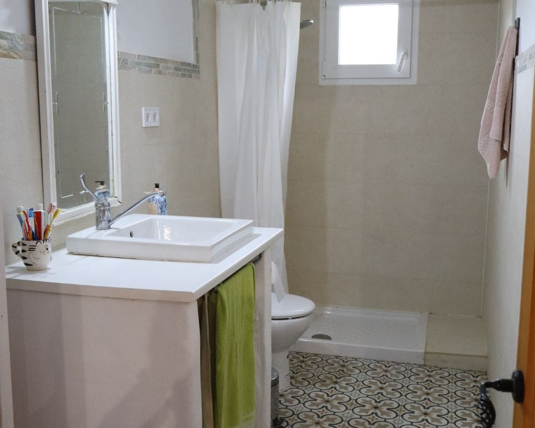 2 makuuhuone Maalaistalo myytävänä paikassa Alora - 255 000 € (Ref: 9761490)