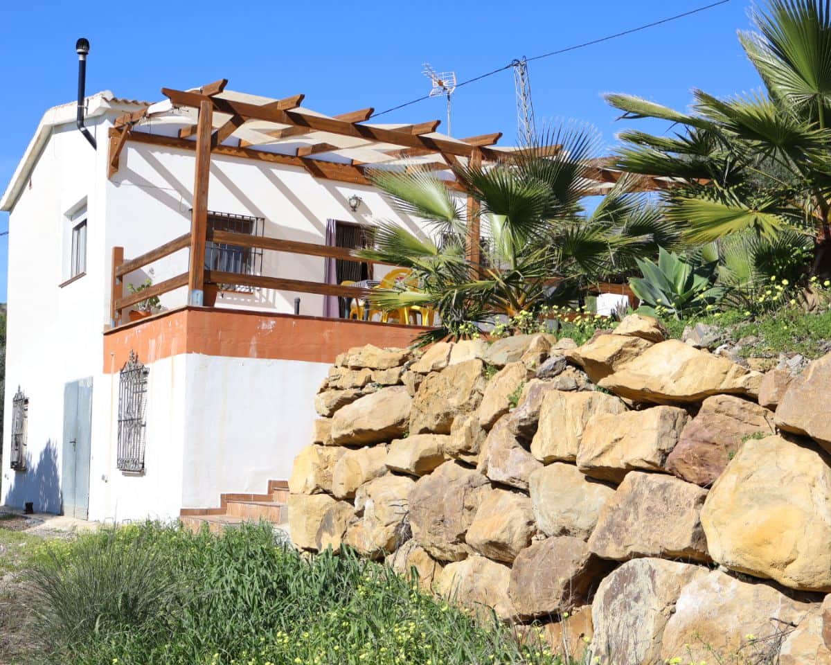 2 makuuhuone Maalaistalo myytävänä paikassa Alora - 255 000 € (Ref: 9761490)