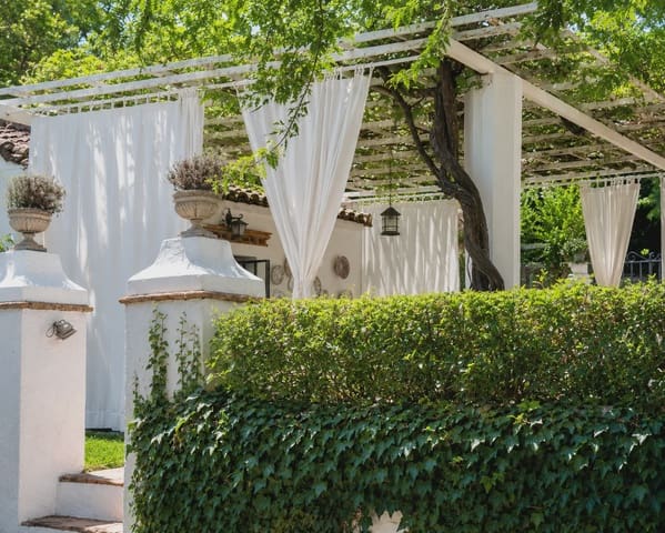 4 slaapkamer Finca/Landhuis te koop in Aracena met zwembad - € 825.000 (Ref: 9793449)