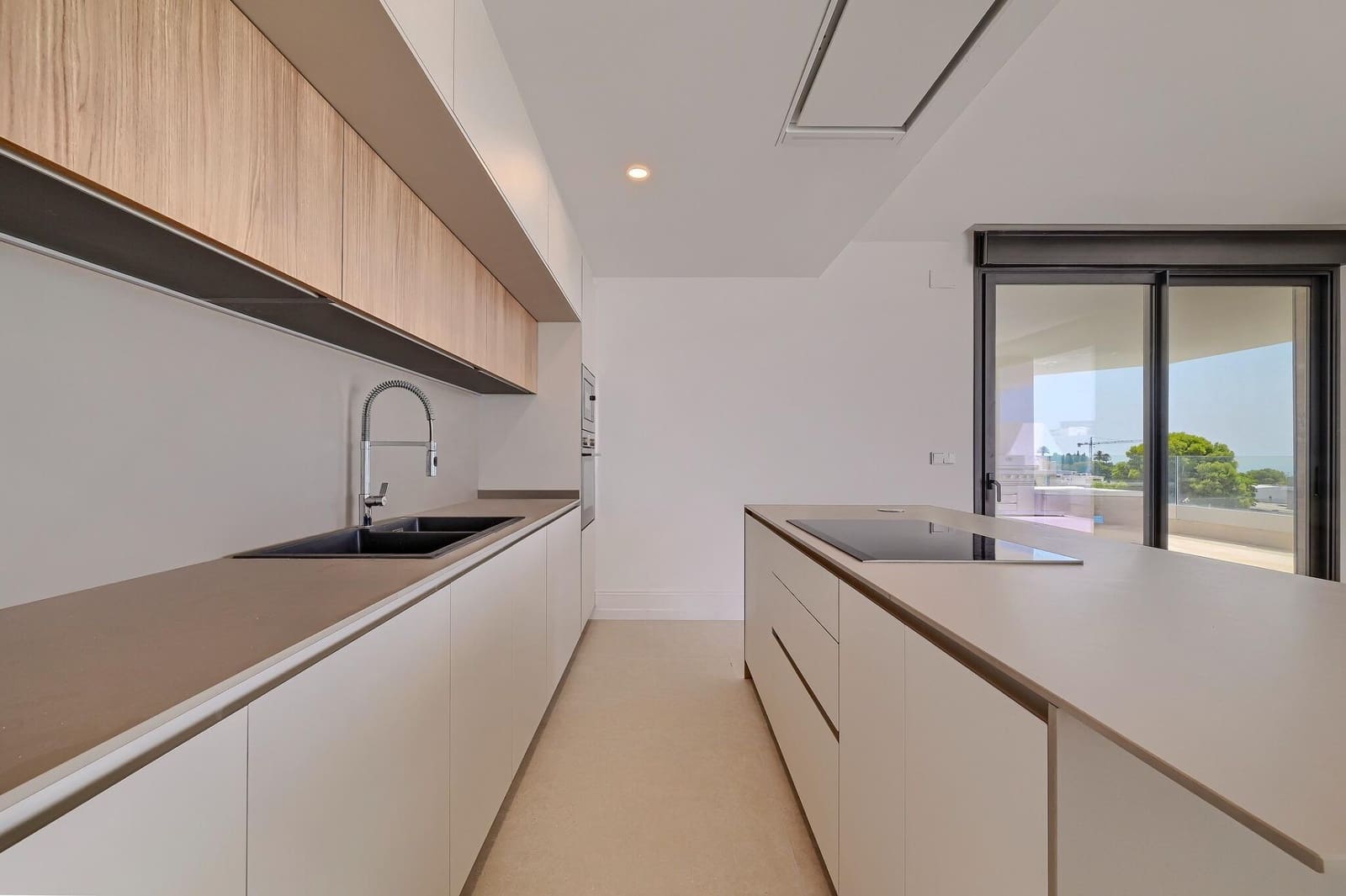3 sypialnia Apartament na sprzedaż w Fuengirola z basenem garażem - 1 195 000 € (Ref: 10015580)