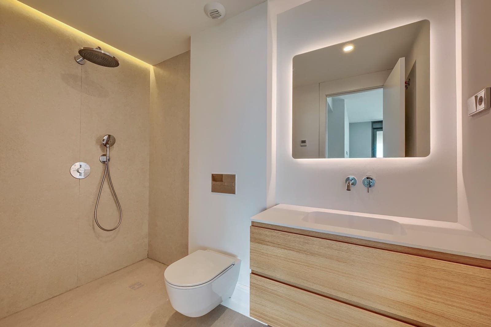 3 sypialnia Apartament na sprzedaż w Fuengirola z basenem garażem - 1 195 000 € (Ref: 10015580)
