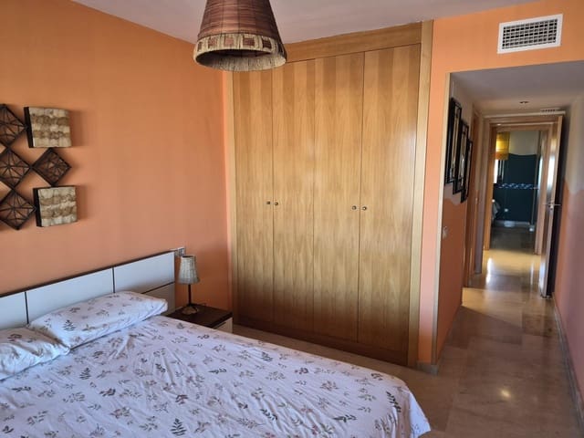 2 makuuhuone Huoneisto myytävänä paikassa La Cala de Mijas, Mijas mukana uima-altaan 
autotalli - 299 000 € (Ref: 10037458)