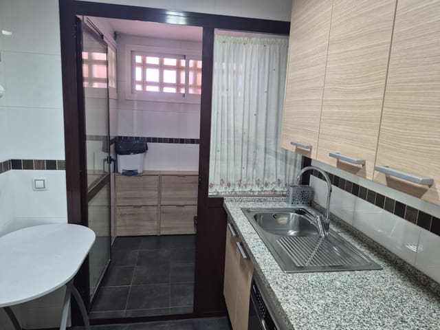 2 makuuhuone Huoneisto myytävänä paikassa La Cala de Mijas, Mijas mukana uima-altaan 
autotalli - 299 000 € (Ref: 10037458)