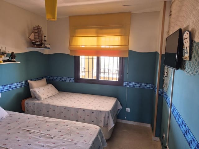 2 makuuhuone Huoneisto myytävänä paikassa La Cala de Mijas, Mijas mukana uima-altaan 
autotalli - 299 000 € (Ref: 10037458)