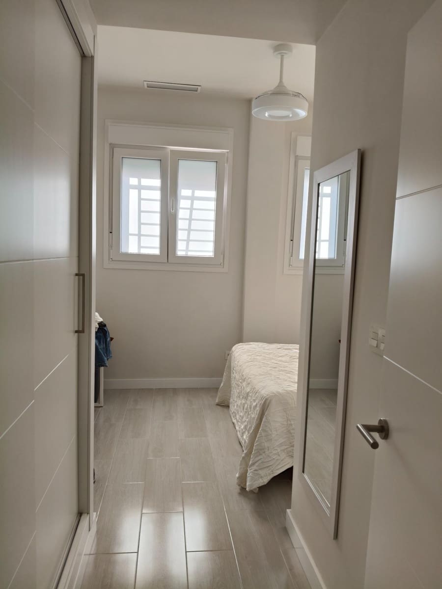2 sovrum Lägenhet till salu i Malaga stad - 264 000 € (Ref: 10078365)