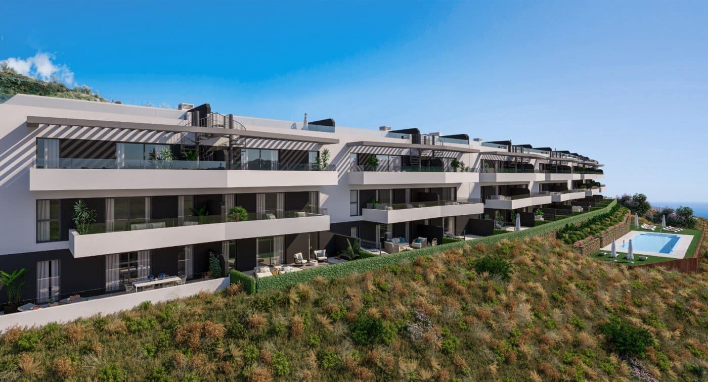 2 bedroom Apartment for sale in Rincon de la Victoria with pool garage - € 425,000 (Ref: 6229057)