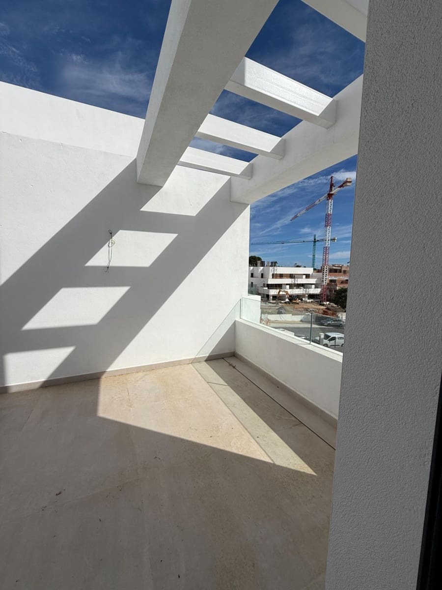 2 chambre Penthouse à vendre à Estepona avec piscine garage - 975 000 € (Ref: 6283335)