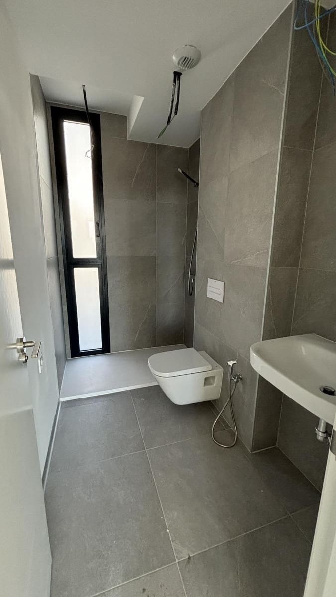 3 soveværelse Semi-Rækkehus til salg i Torre del Mar med swimmingpool garage - € 579.900 (Ref: 6609257)