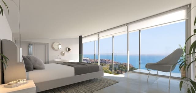 4 soverom Rekkehus til salgs i Fuengirola med svømmebasseng garasje - € 1 390 000 (Ref: 7177845)