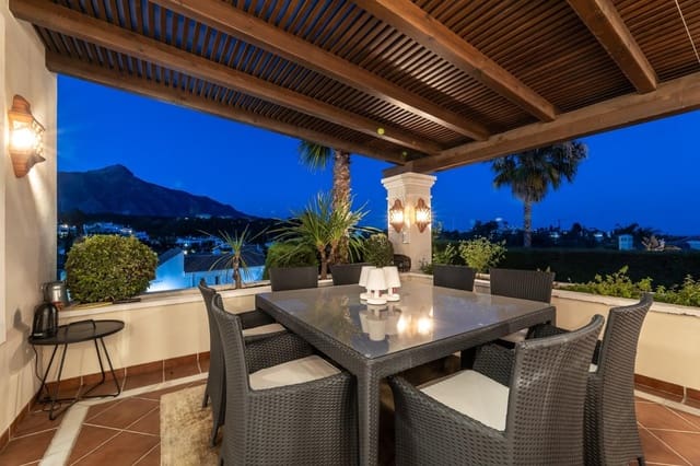 6 Zimmer Villa zu verkaufen in Nueva Andalucia, Marbella mit Pool Garage - 3.750.000 € (Ref: 7742366)